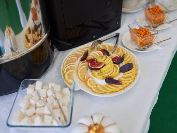 Usługi cateringowe a odliczenie VAT: Co warto wiedzieć?